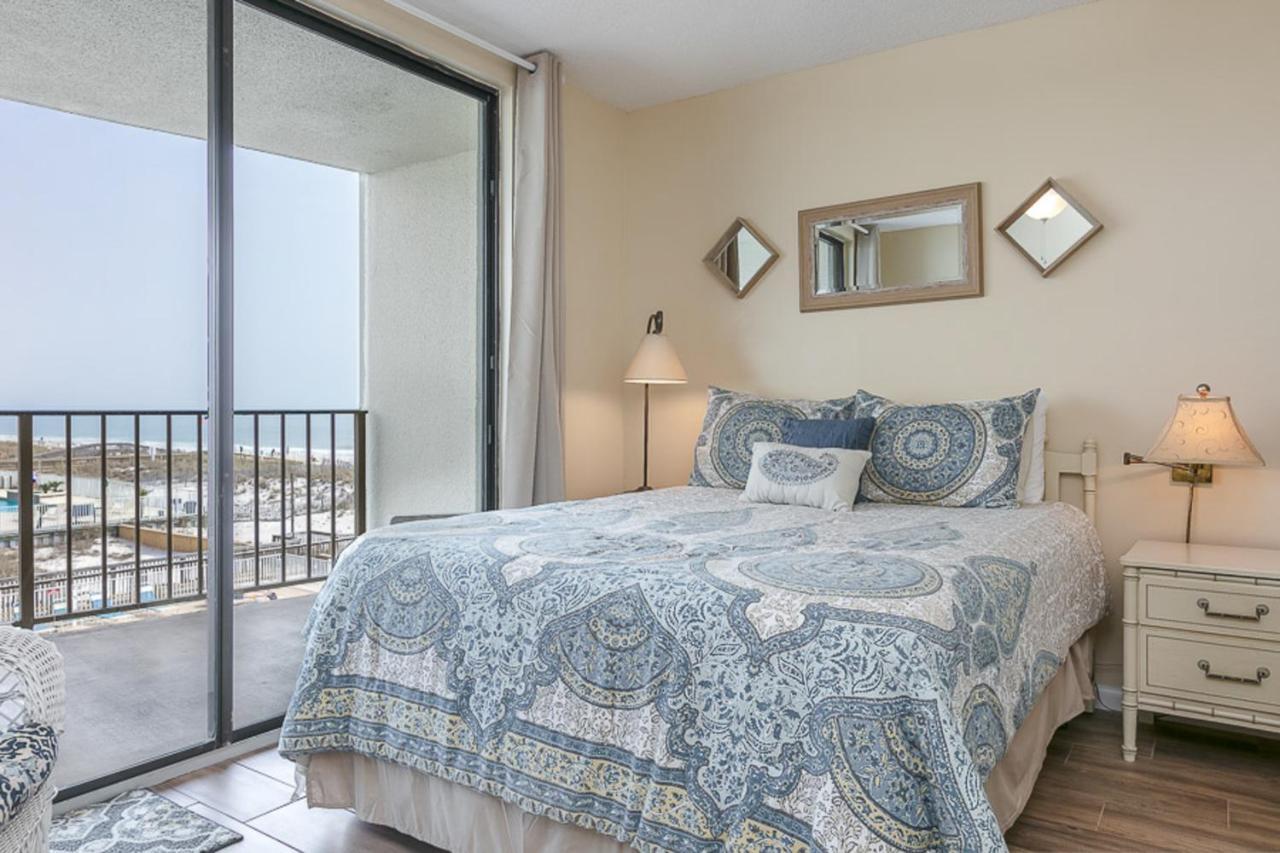 Apartment Gulf Village #215 *