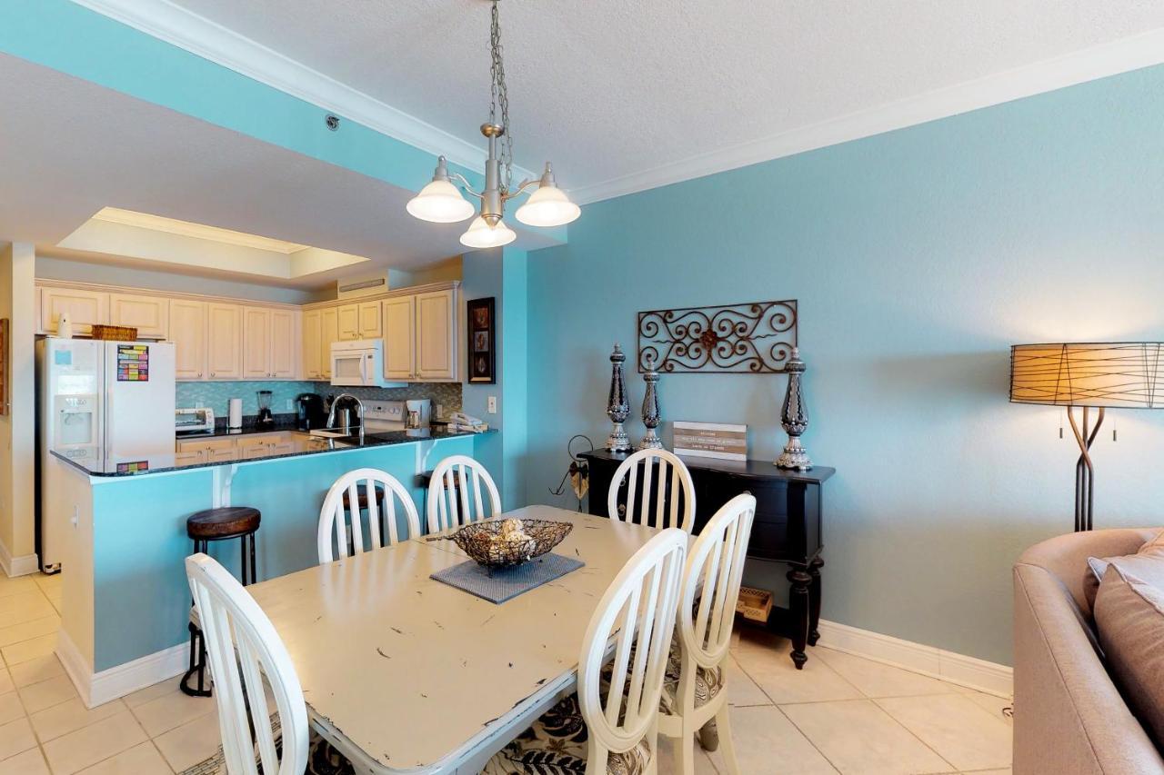 Crystal Shores West Apartment