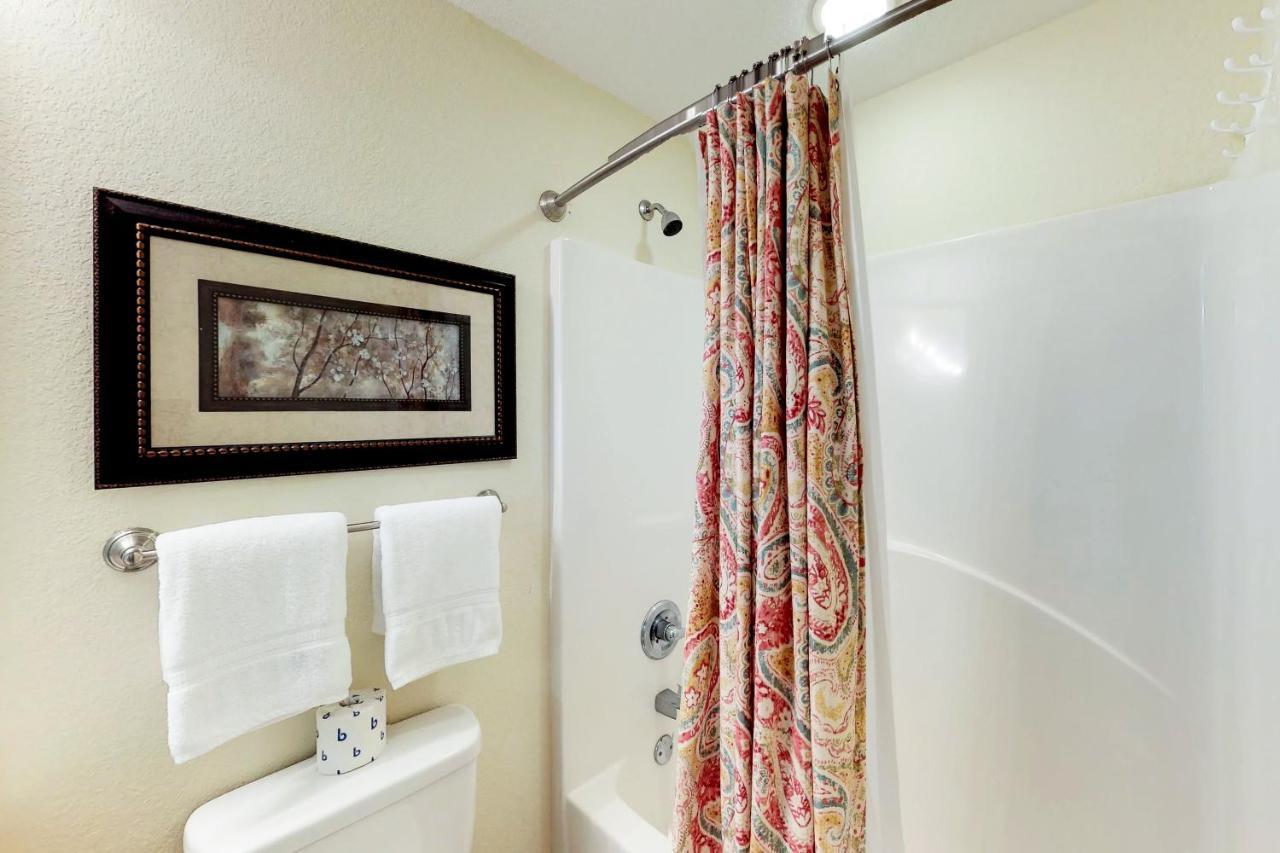 Crystal Shores West * Gulf Shores