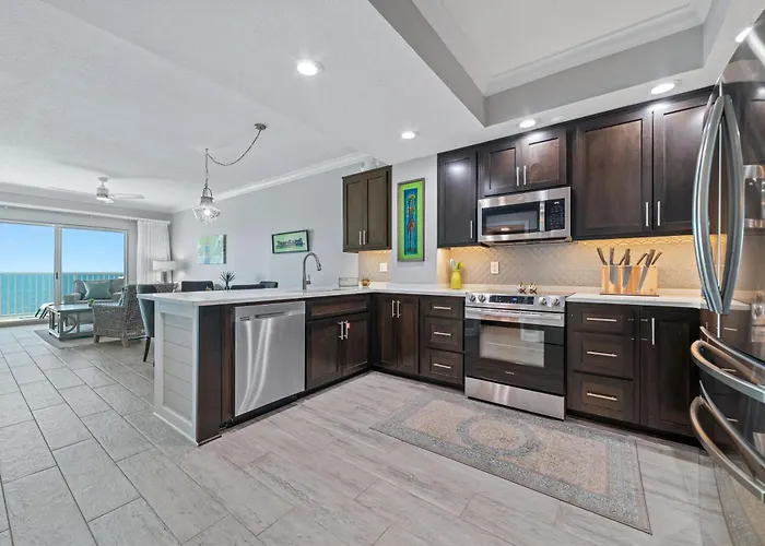 Crystal Shores Unit 1405