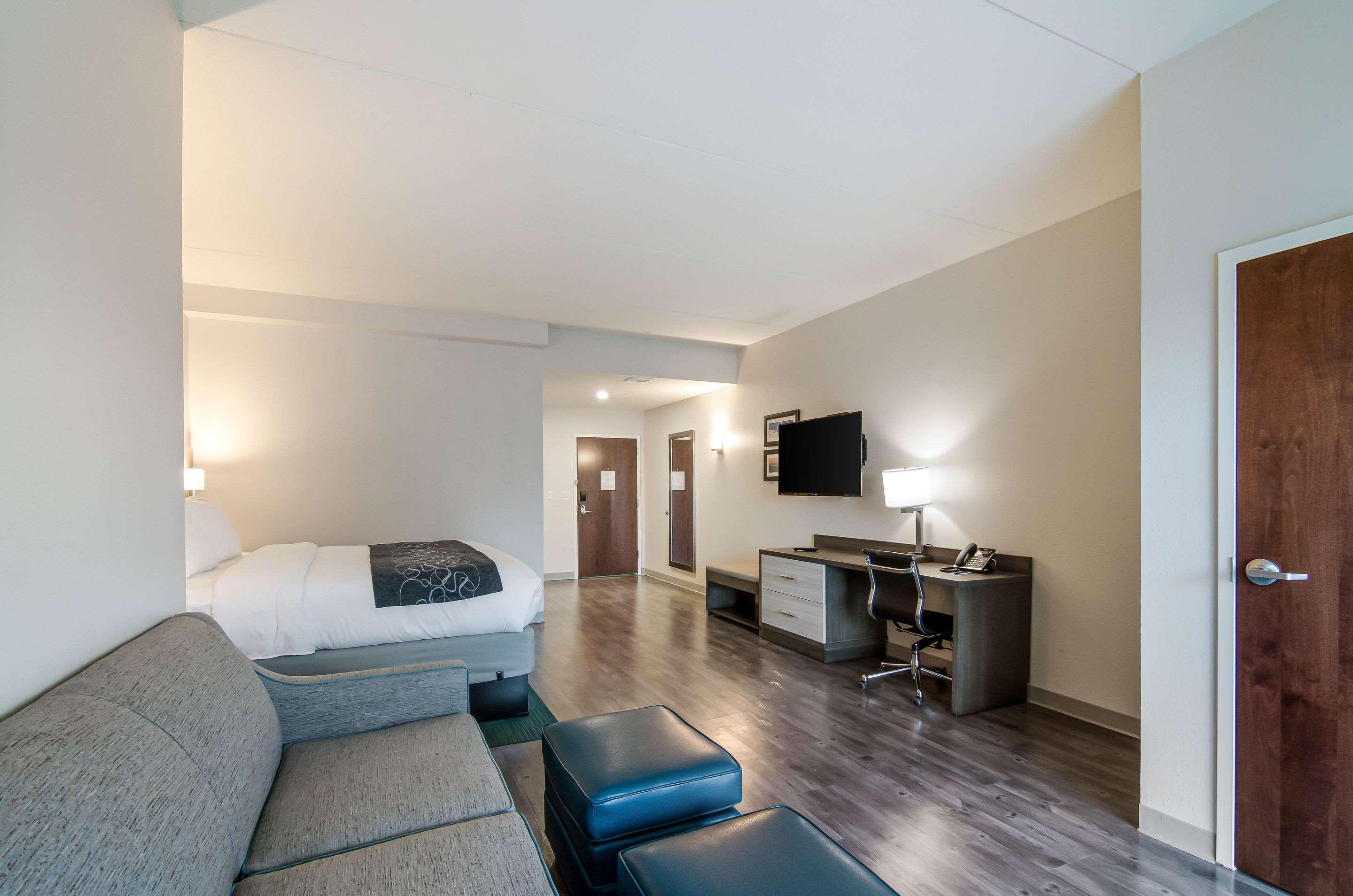 Hotel Comfort & East Near Gulf State Park