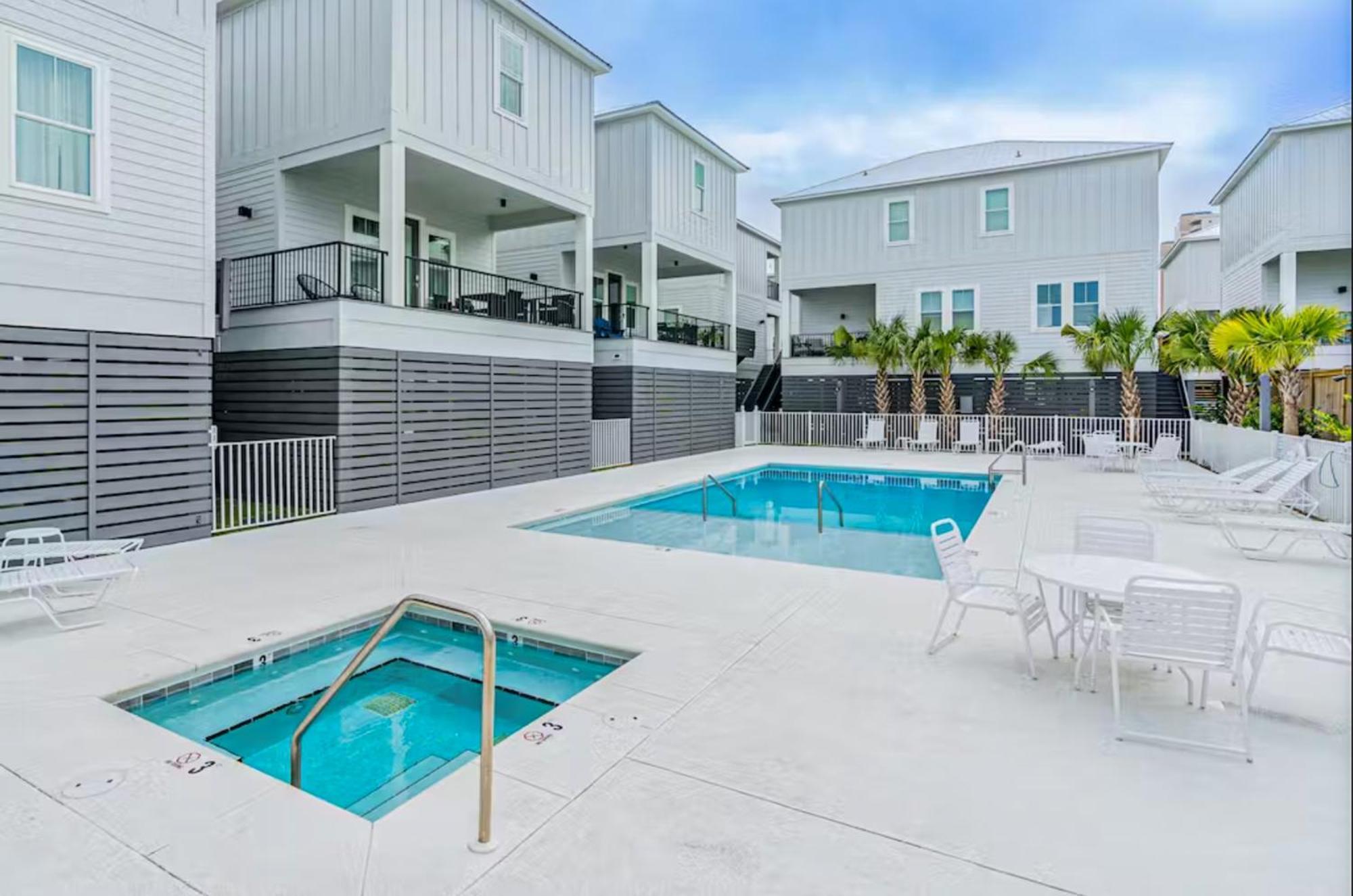 Lost Dunes #s - The Oasis Holiday home Gulf Shores