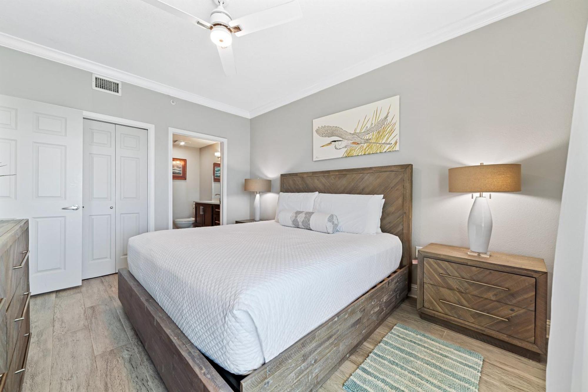 Crystal Shores Unit 1405 Holiday home *