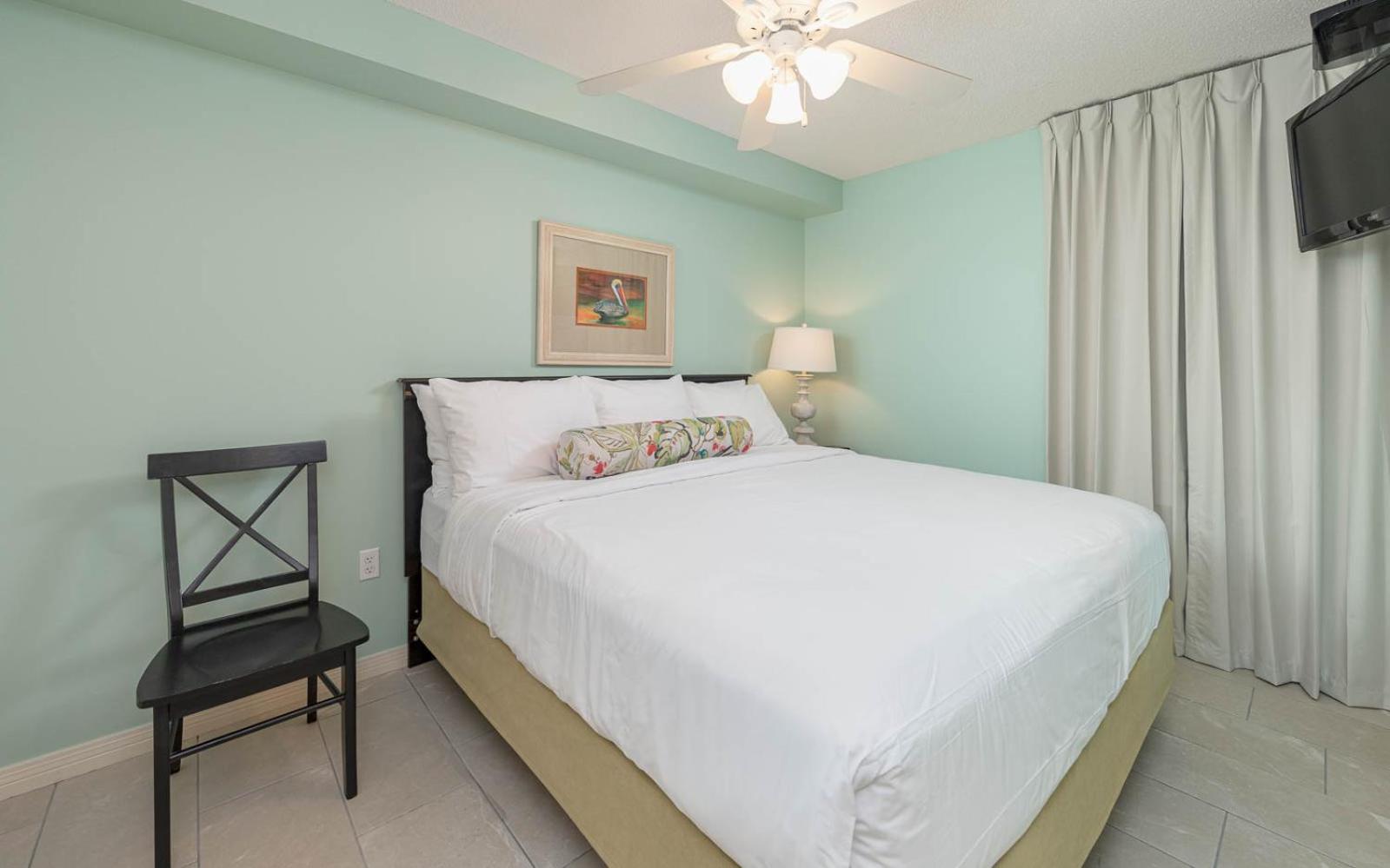 Phoenix Apartment *